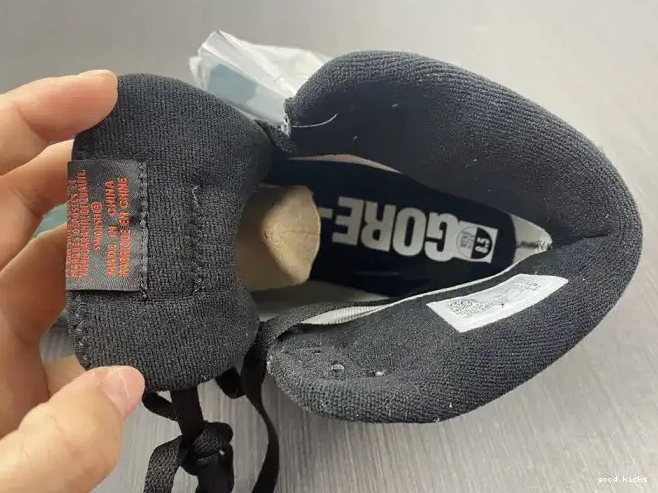 Rep Retro Particle Black 1 DB2889-001 High Element Gore-Tex Grey Jordan 0408